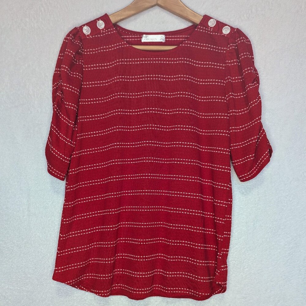 89th & Madison NWOT shirred elbow sleeve blouse with button trim